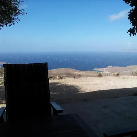 Golden Cape Ándros